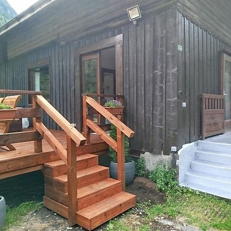Chalet 8 Personnes + Grand Terrain Et Riviere Entremont Eksteriør bilde